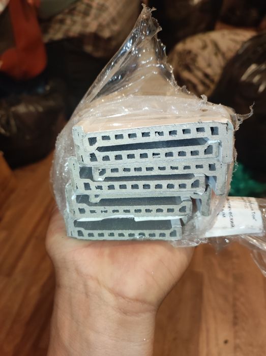 Двери Poseidon..