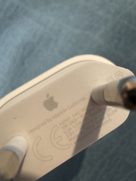 Оригинално Зарядно Apple USB-C 20W Model: A2347