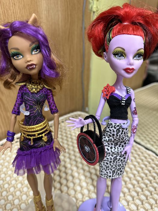 Продам  кукол монстр хай!