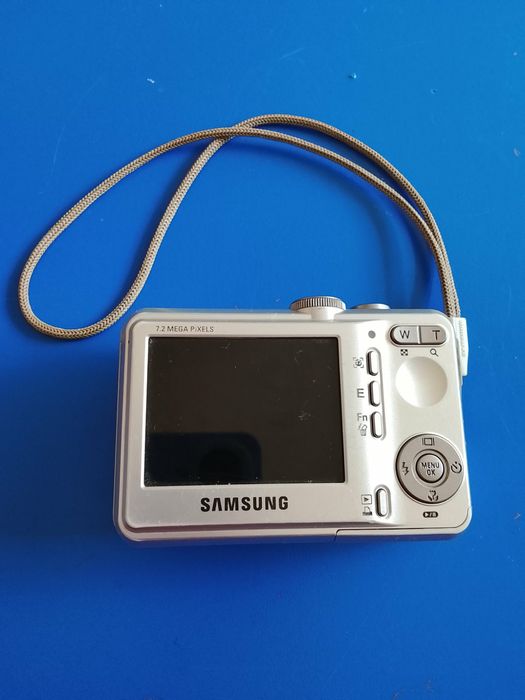 Фотоапарат Samsung D760 Самсунг