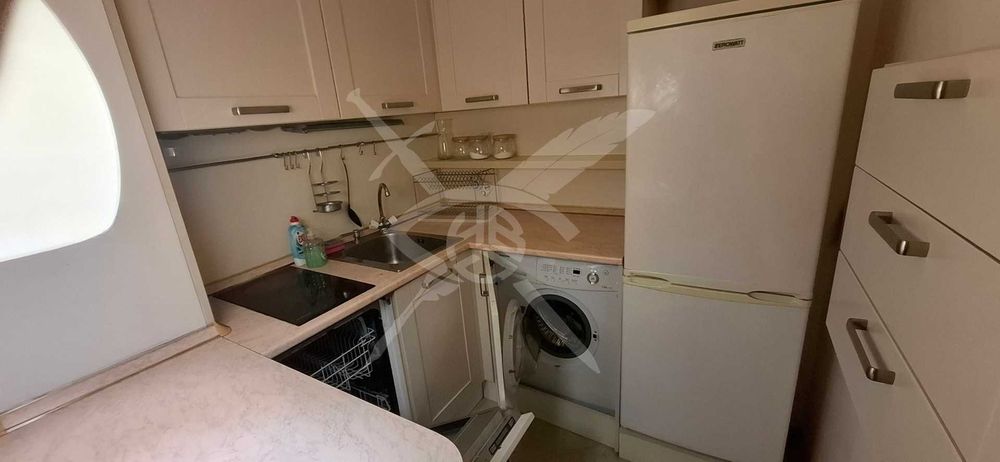 Дава се под наем Двустаен апартамент в София, Лозенец - 55 кв.м за 687.99 € - Снимка #3