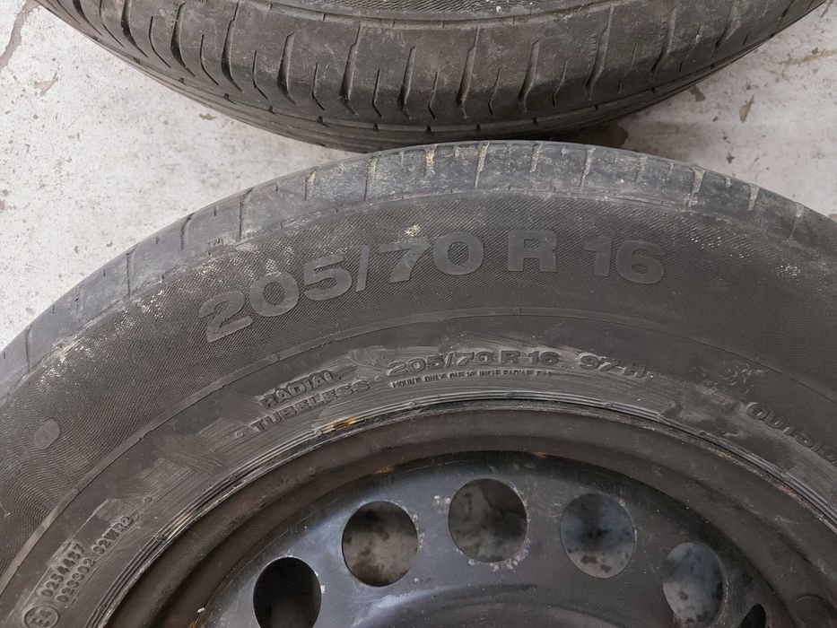 Set 4 jante tabla 205/70 R16 , 5 prezoane  , cu cauciuri