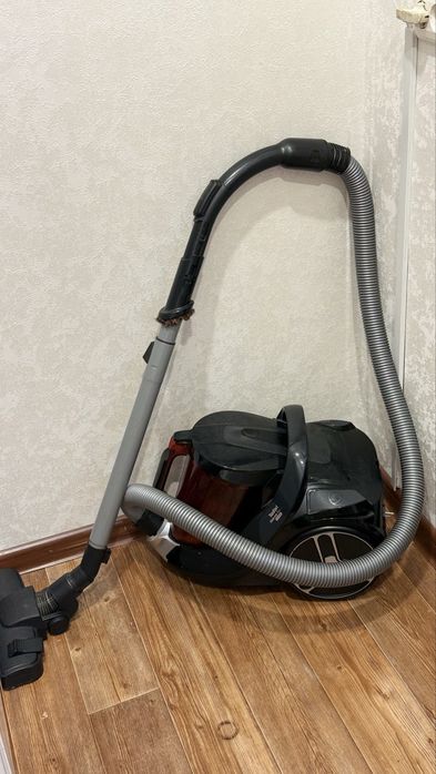 Пылесос Tefal в отличном состоянии