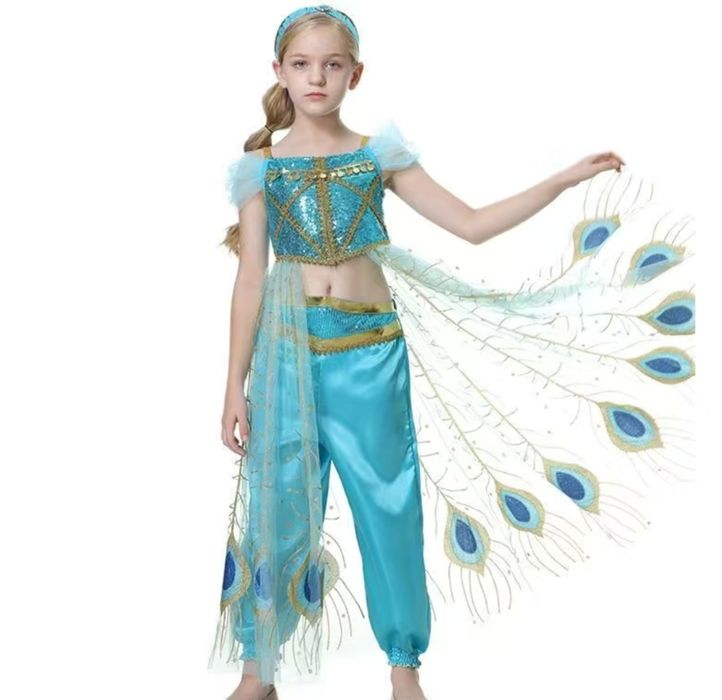 Продаю платье костюм