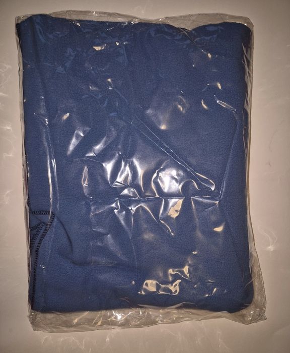 Patura albastra pufoasa din fleece 110x136 cm