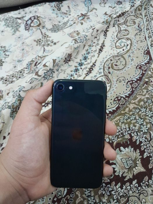 Iphone se 2022 4/64