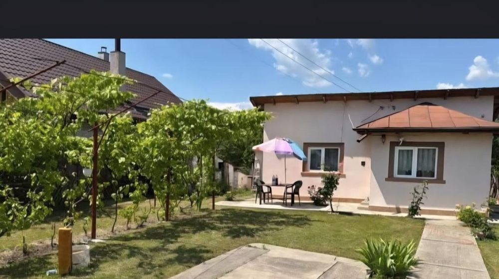 Vând Casă  Băbana teren 2450mp