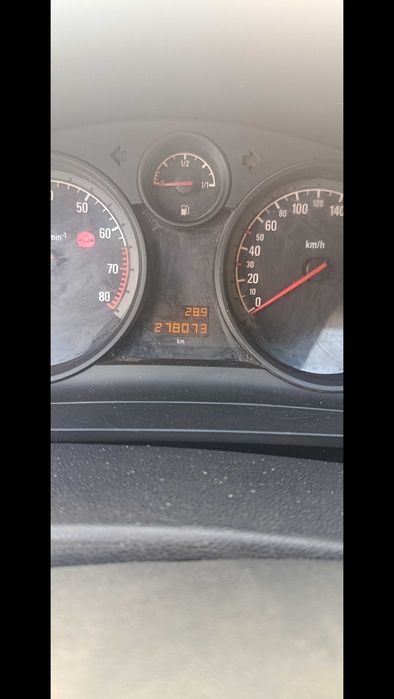 Opel zafira B 1.6