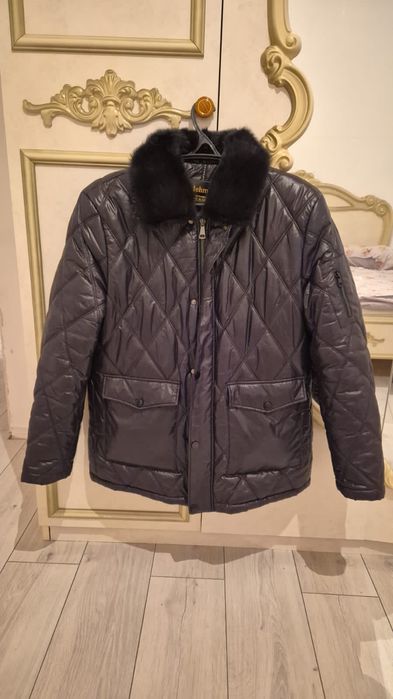 Продам куртка, дублёнка, ушанка.