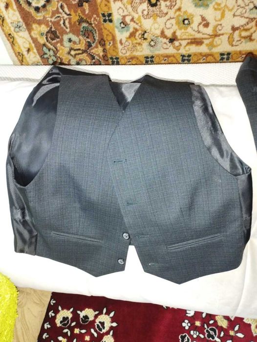 продам костюмы для детей