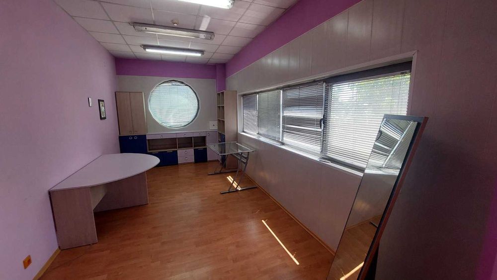 Дава се под наем Промишлена сграда в Карлово - 4500 кв.м за 2308 € - Снимка #15