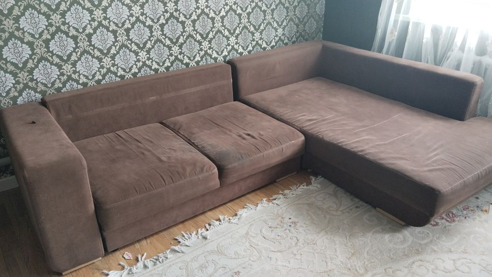 Продаю диван раздвижной
