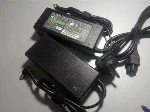 от SONY зарядка / блок питания