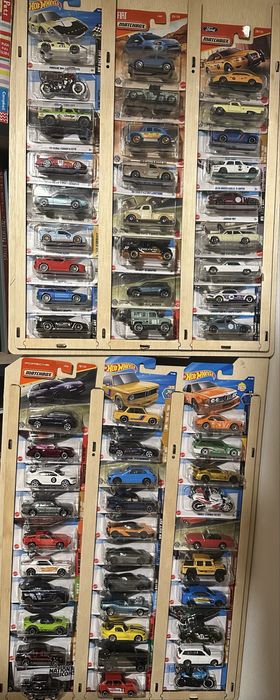 Colectie hot wheels si matchbox masinute metalice porsche, ferrary bmw