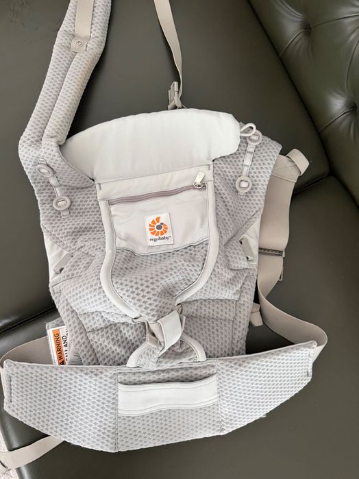 Marsupiu Ergobaby