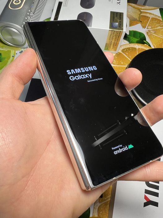 Samsung Galaxy Z Fold 5