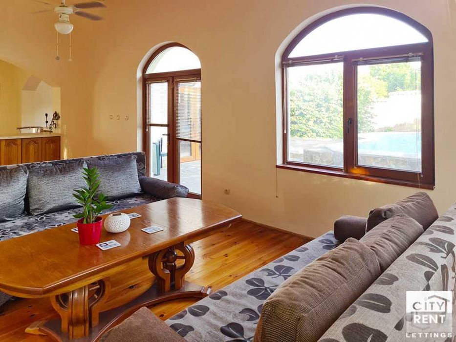 Дава се под наем Къща в с. Драгижево, Област Велико Търново - 150 кв.м за 847.62 € - Снимка #3