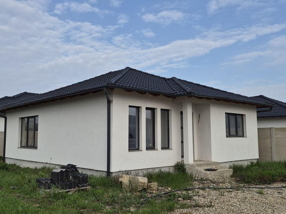 Vand casa noua in Osorhei
