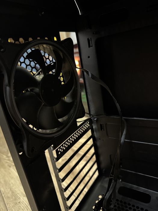 Корпус AeroCool Aero One Eclipse черный