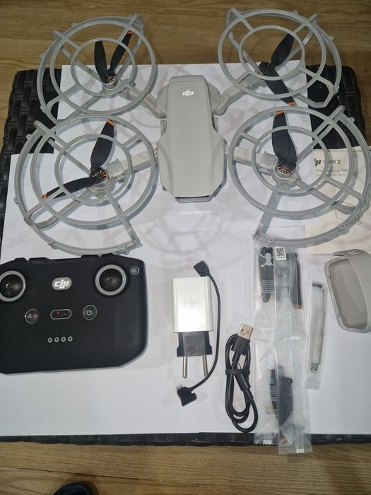Dji mini 2 se perfecta cu accesorii
