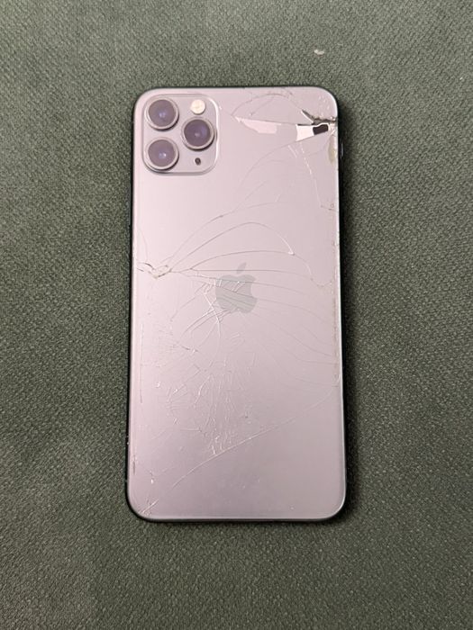 11 про макс продается