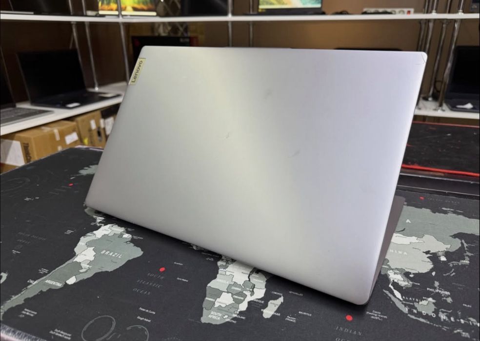 Ноутбук Lenovo IdeaPad 3/Intel Core i3-N305/8GB/512SSD/FullHD