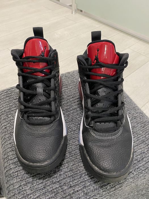 adidasi Jordan Maxin 200