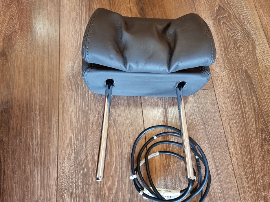 Audi Q7 multimedia entertainment center