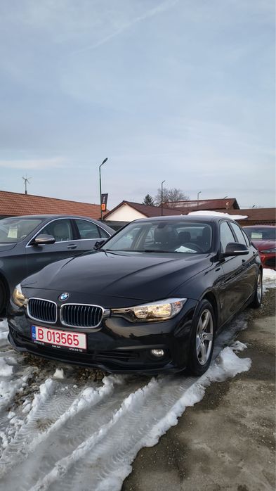 BMW 330e 2017 Plug-In Hybrid