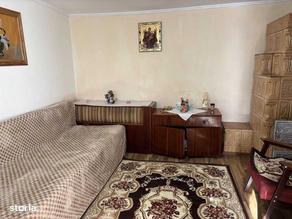 Casa gospodarului, bine întreținută, cu teren generos – Comarnic