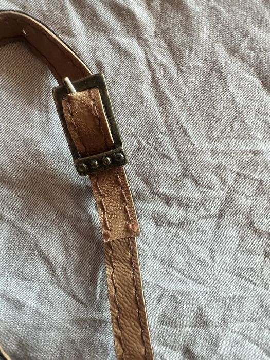 Рокля дълга. Страхотна!