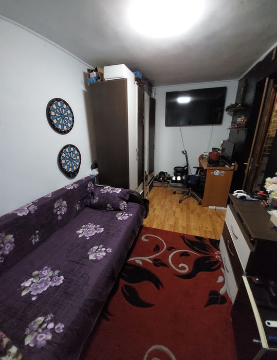 Vând apartament Str.Crizantemelor  sector 5