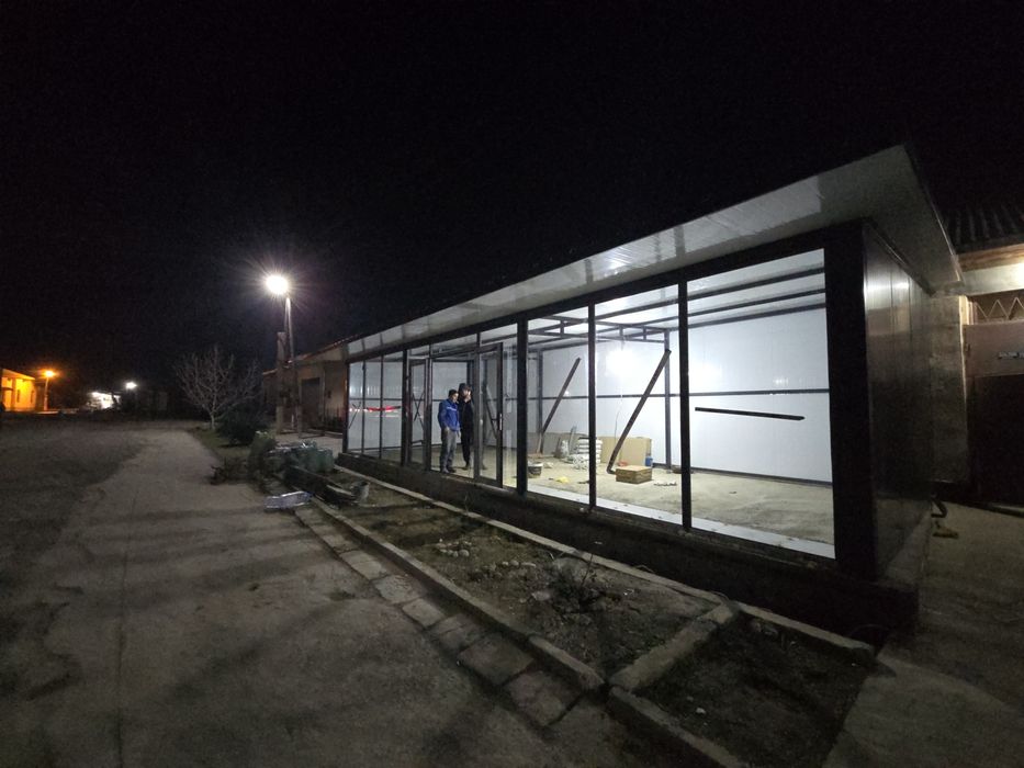 Сендвич-панели идеальны для быстрого строительства складов, ангаров