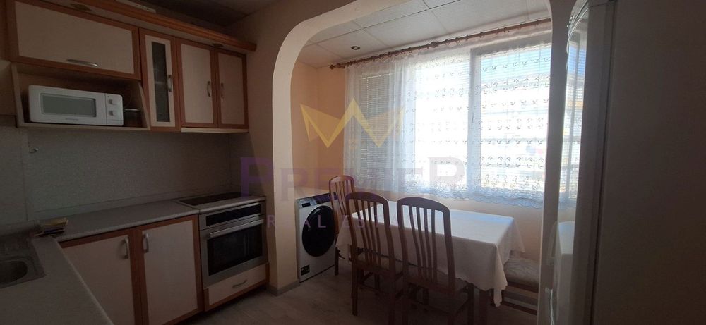 Продава се Тристаен апартамент в Девня - 64 кв.м за 985 €/кв.м - Снимка #2