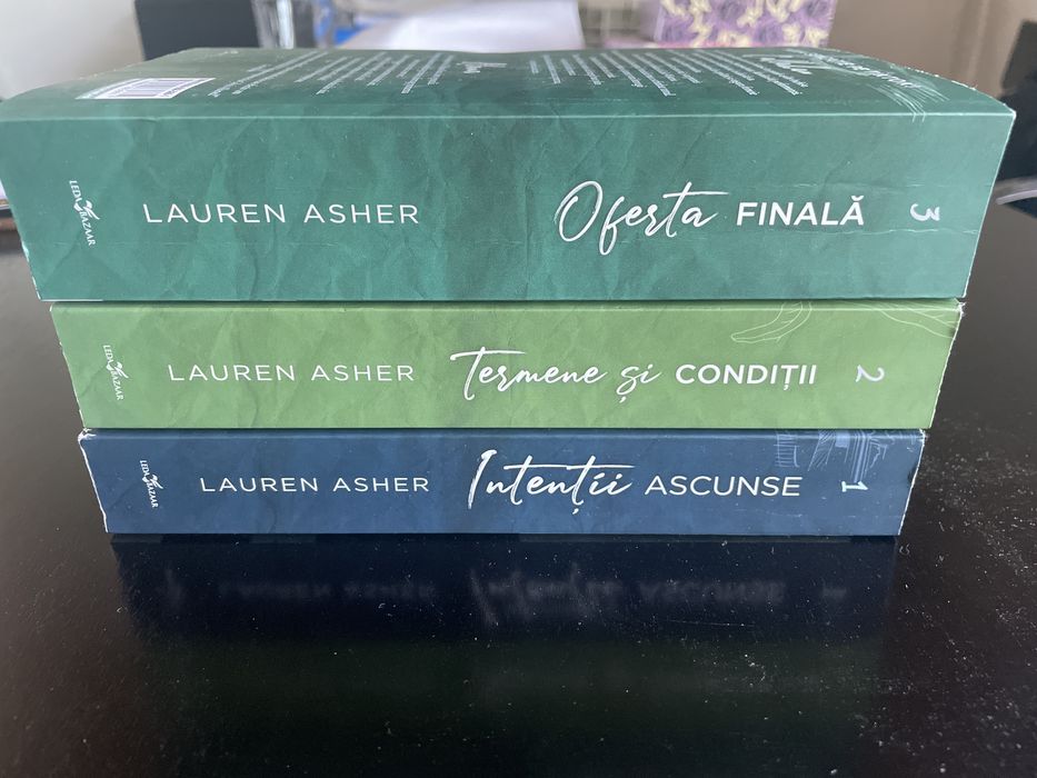 Seria Miliardarii de la Dreamland - Lauren Asher