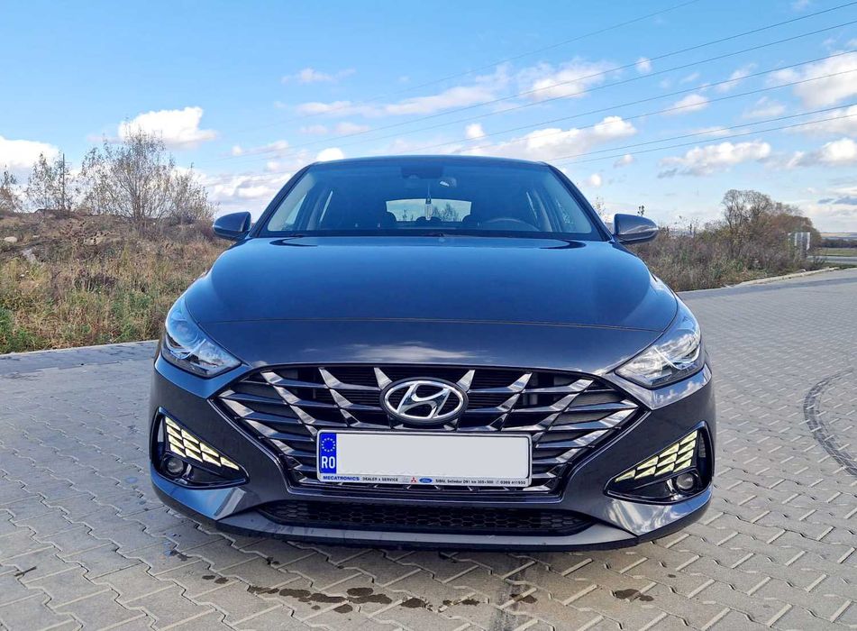 Hyundai i30 Fastback Mildhybrid Highway