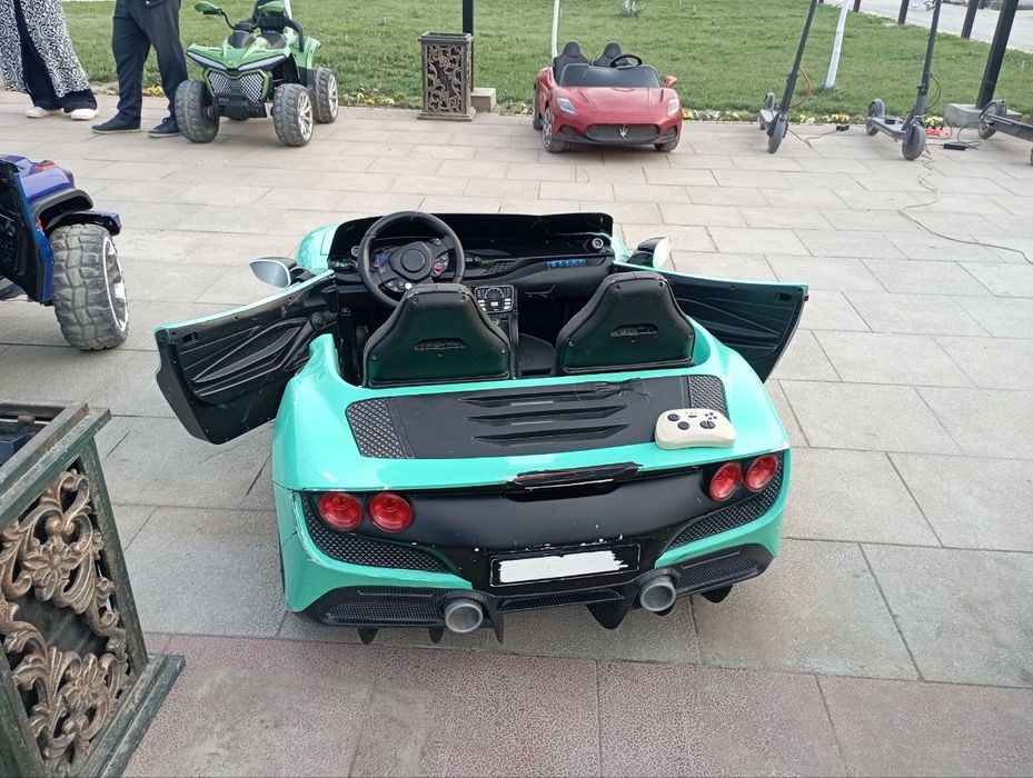 Детская машинка Феррари