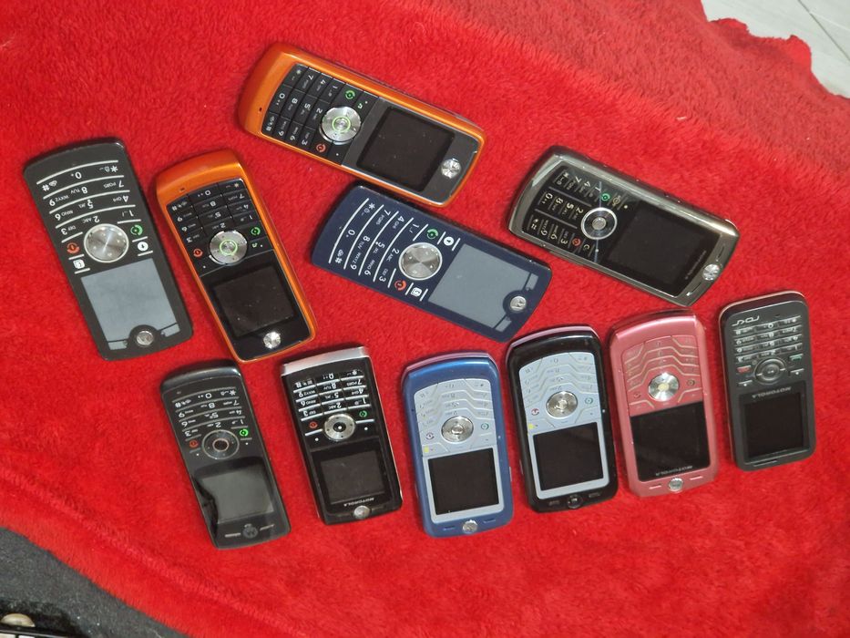 Telefon Motorola fără încărcător