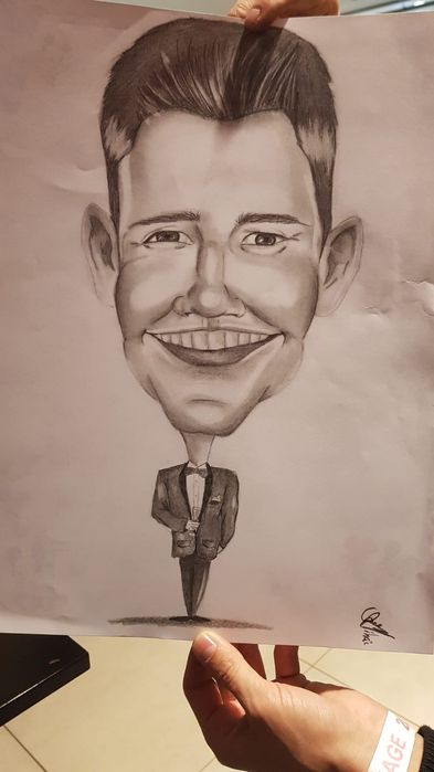 Caricaturi  & jocuri de petrecere
