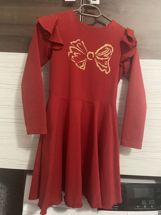 Роклички с дълъг ръкав