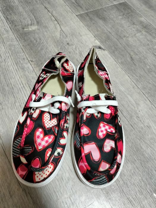 Продам макасинки срочно