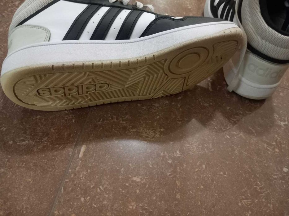 Маратонки Adidas мъжки 40-ти номер