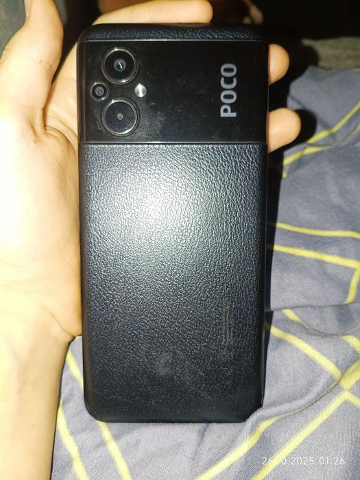 Poco 5m 128г  ..