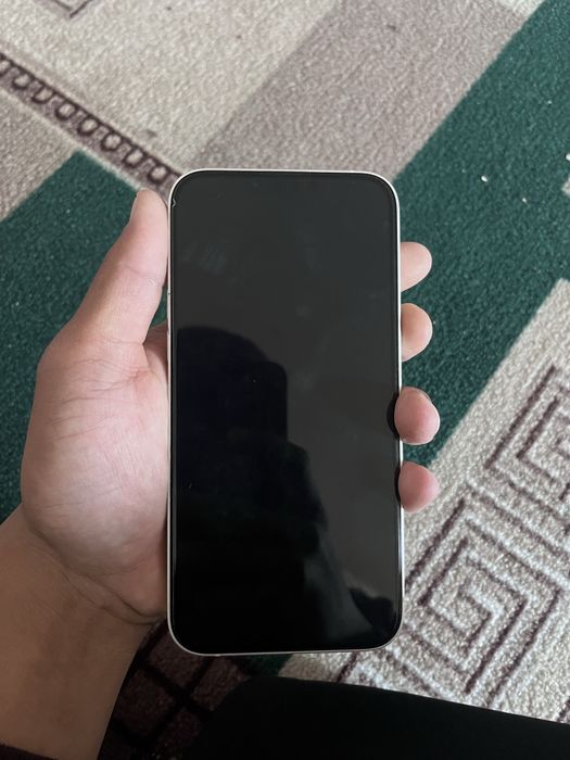 Iphone 14 plus с гарантий