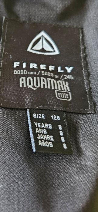 Costum Ski Waterproof. 8 ani .300 lei