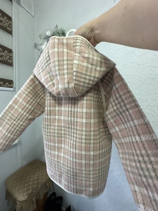 Курточка на девочку
