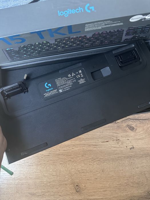 Клавиатура LOGITECH G915 TKL черный