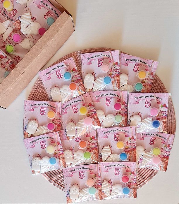 Комплекти за оцветяване-почерпка за детска градина,подаръци за гости