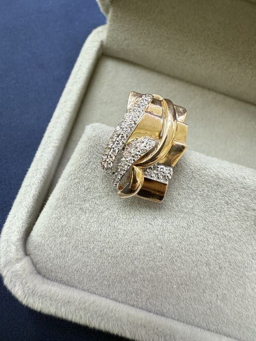 Золотые серьги с фианитами