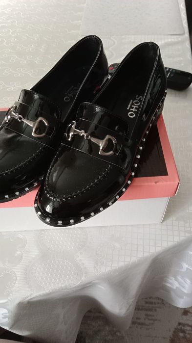 Продам лоферы, красофки